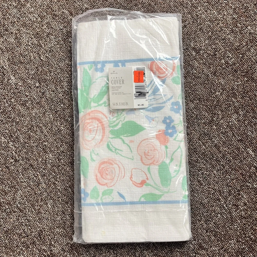 Vintage Hallmark Table Cover 54 X 102 Pink Blue Green Flowers New